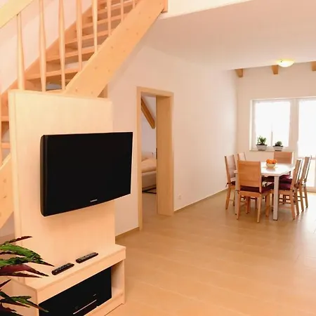 Weichaer Hof Apartment Weissenberg