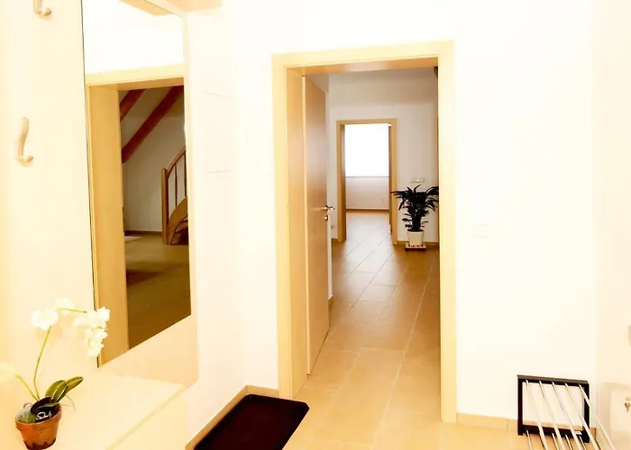 Weichaer Hof Apartment Weissenberg