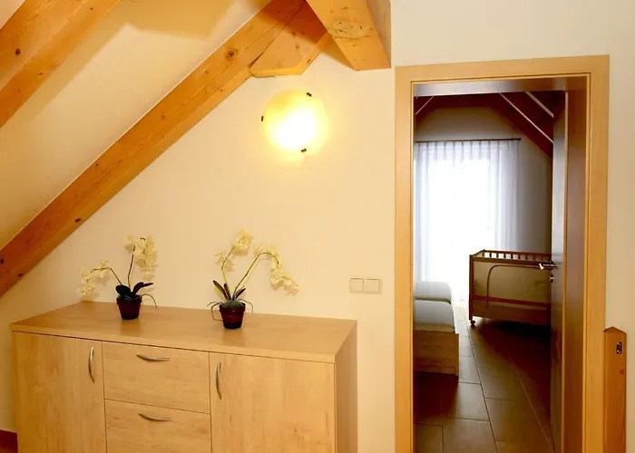 Weichaer Hof Apartment Weissenberg